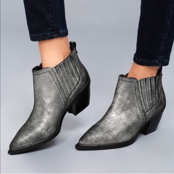 new Sbicca ♥︎ Metallic Cardinal Ankle Booties ♥︎ - Picture 9 of 10